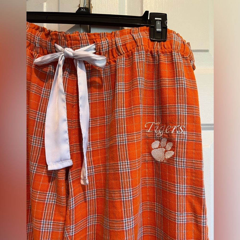 CLEMSON TIGERS 🐾🧡 Orange Plaid Flannel Pajama Pants , Wide Ribbon Drawstring